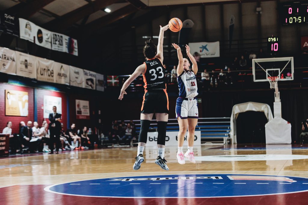 Lointek Gernika Bizkaia dispone de una gran ventaja en Hungría para no caer apeado de la competición europea