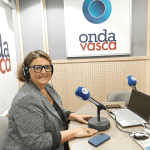 Lorea Uranga, presidenta de ATRAE en los estudios de ONDA VASCA