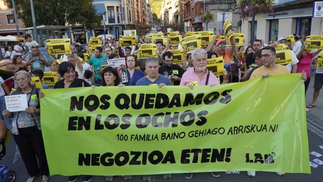 Los vecinos de 'Los Ochos' claman contra los fondos de inversión. Borja Guerrero
