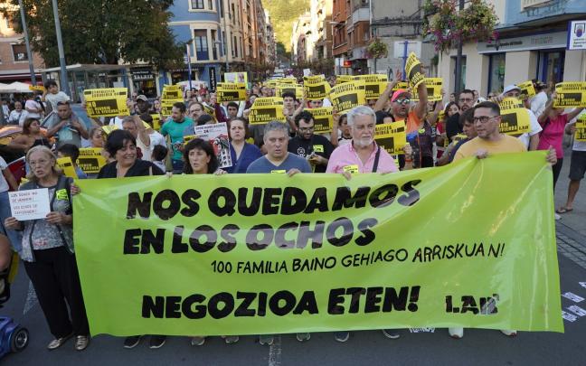 Los vecinos de 'Los Ochos' claman contra los fondos de inversión. Borja Guerrero