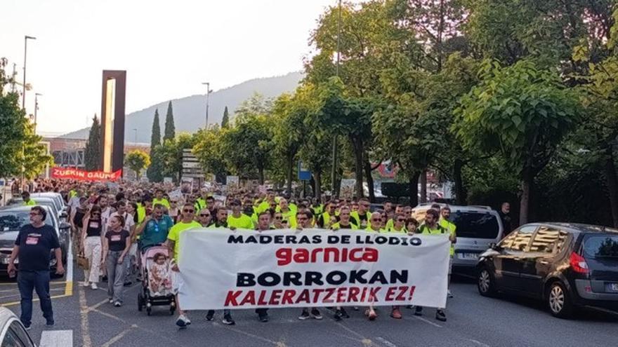 Una de las movilizaciones de los trabajadores de Maderas de Llodio. ELA