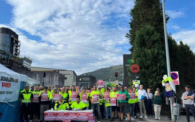 Una comparecencia del comité de Maderas de Llodio. LAB