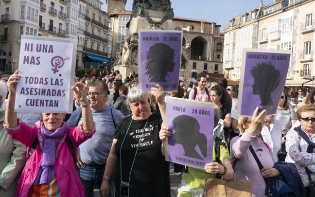 Concentración en Vitoria-Gasteiz tras el asesinato de Maialen. Álex Larretxi.