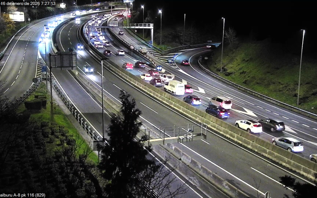 Retenciones en Malmasín sentido Donostia. DEPARTAMENTO DE SEGURIDAD