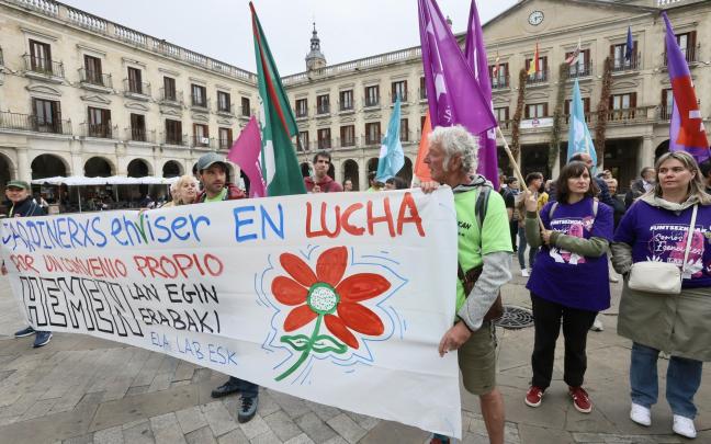 Nueva manifestación conjunta de Enviser y residencias de Álava DNA
