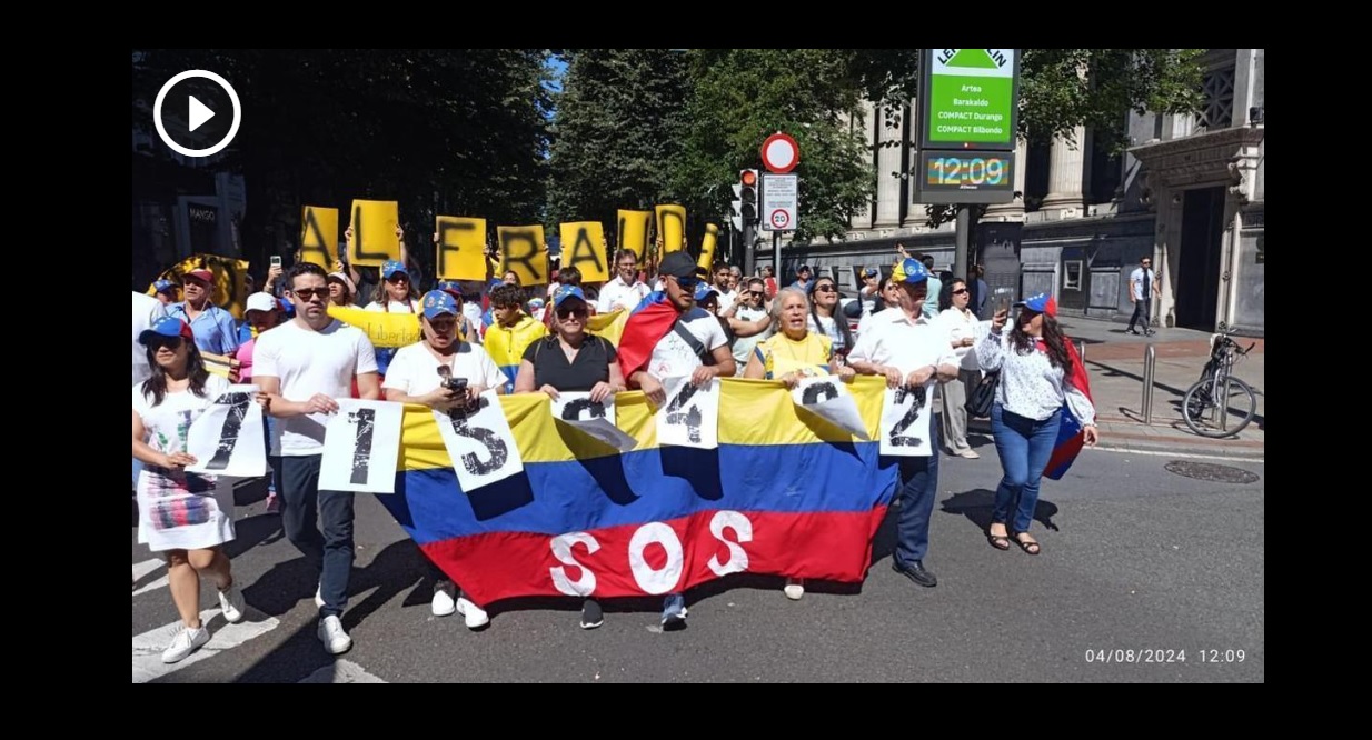 Cientos de personas se manifiestan en Bilbao por el "fraude electoral" de Venezuela / José Mari Martínez