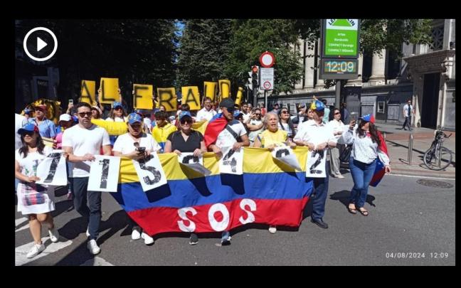 Cientos de personas se manifiestan en Bilbao por el "fraude electoral" de Venezuela / José Mari Martínez