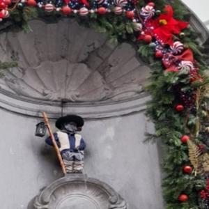 Manneken Pis vestido de Oletzero.