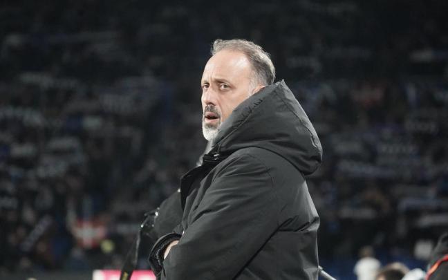 Matarazzo afronta esta noche su segundo partido al frente de la Real. RUBEN PLAZA