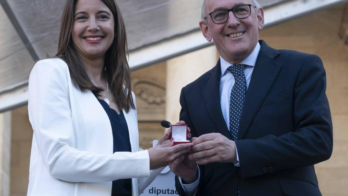 El pregón de Isabel Mellén da comienzo a San Prudencio en 2025 DNA