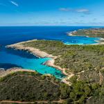 Playas de "Enfocada Son Saura" en Menorca. 