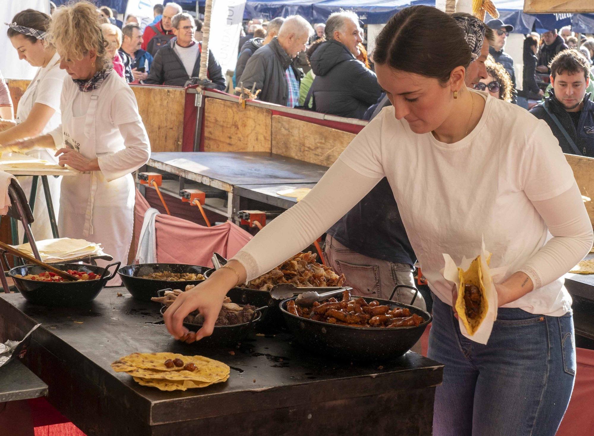 Mercado de Navidad en la Plaza Nueva. Alex Larretxi