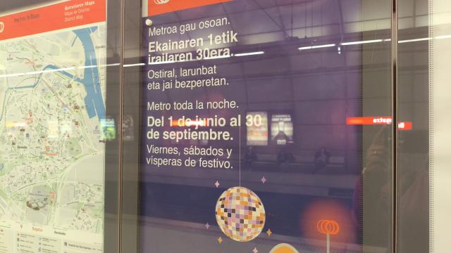 Del 1 de junio al 30 de septiembre, los viernes, sábados y vísperas de festivo (24 y 30 de julio y 14 de agosto) tienes metro toda la noche.