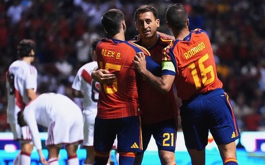 Mikel Oyarzabal marcó el primer gol de España esta madrugada. RFEF