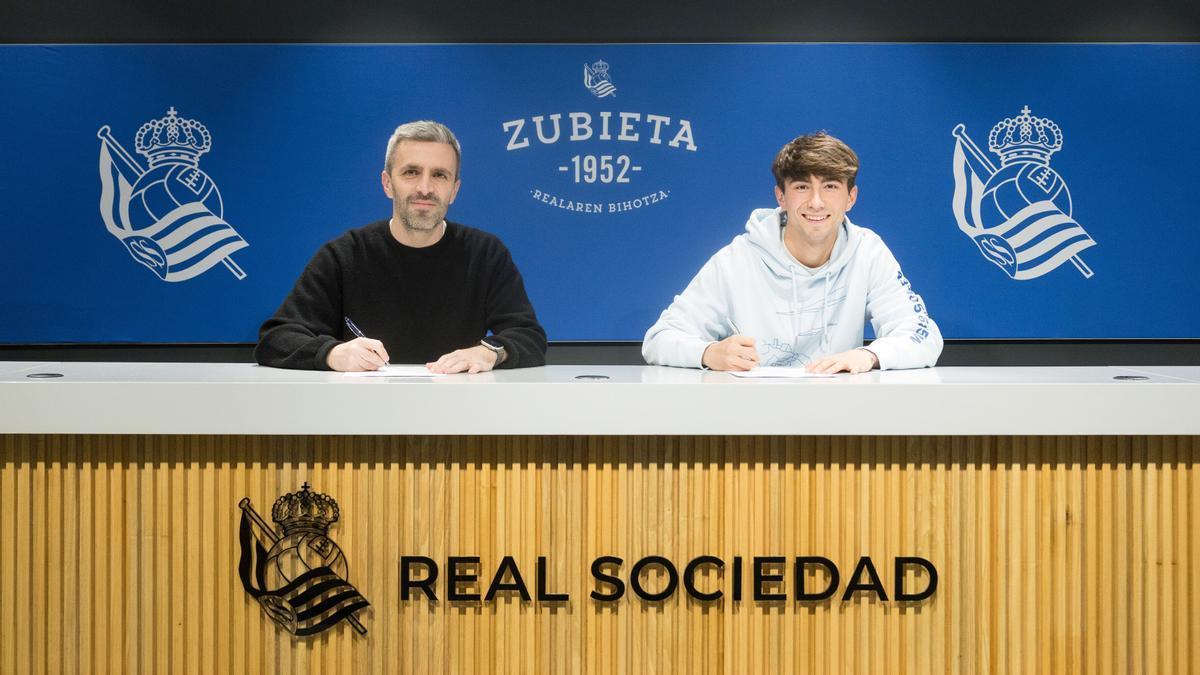 Mikel Rodríguez renovó por la Real en febrero. REAL SOCIEDAD