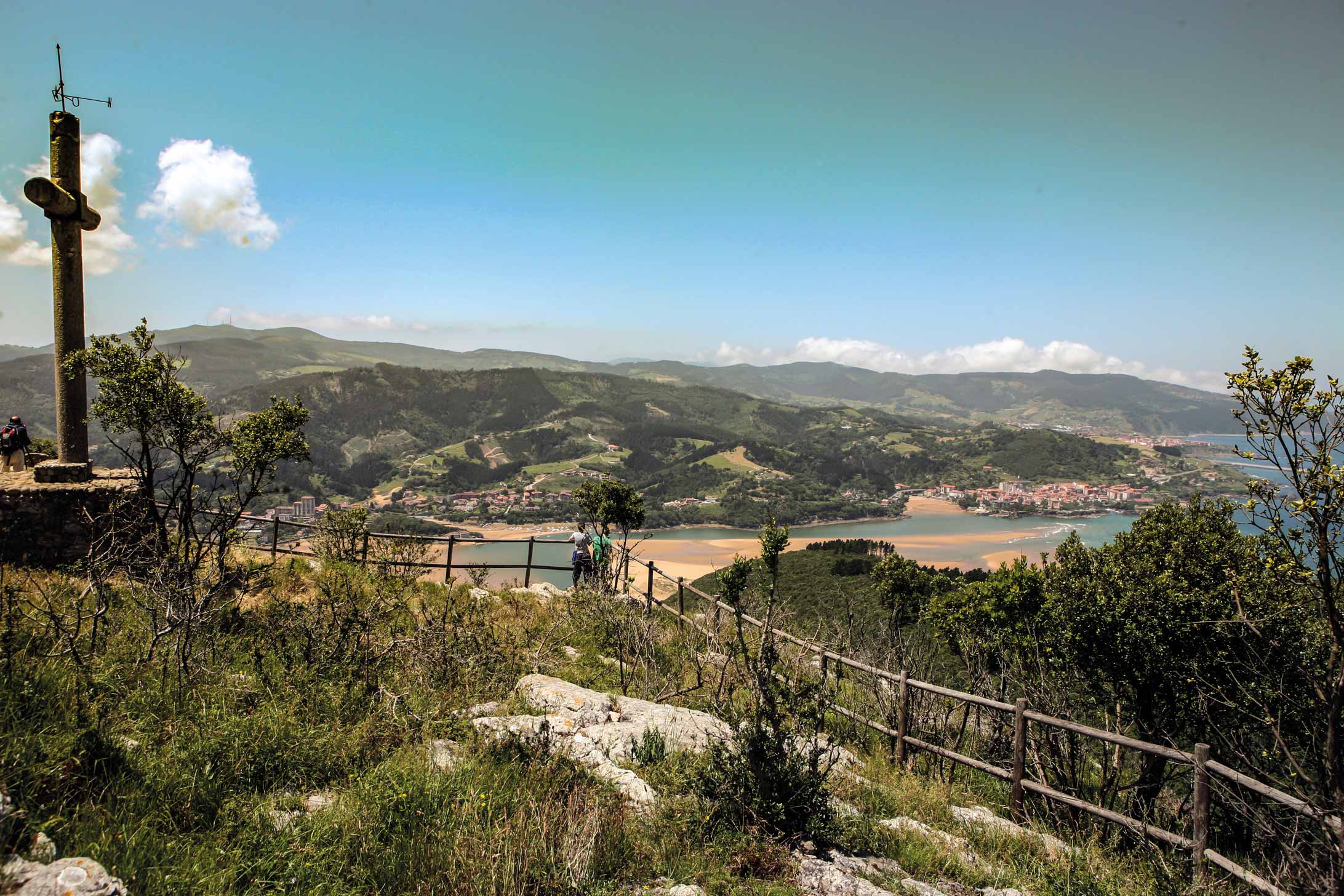 Mirador de San Pedro de Atxarre. Mirador de San Pedro de Atxarre.