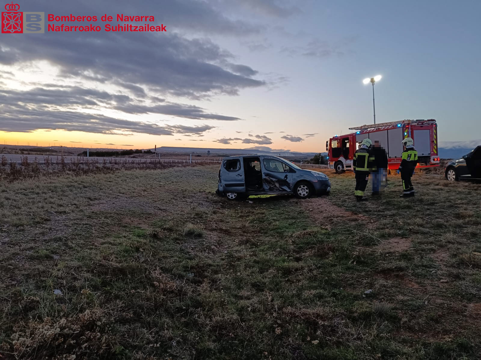 Imagen del vehículo accidentado en la AP-68 en Murchante. Foto: Gobierno de Navarra