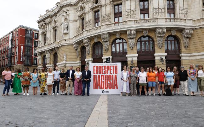 Bilbao amplía su campaña en Aste Nagusia contra las agresiones sexistas a las racistas y LGTBIQ | Bilbao Udala