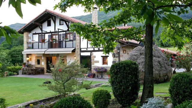 Alojamiento rural en Euskadi / NEKATUR