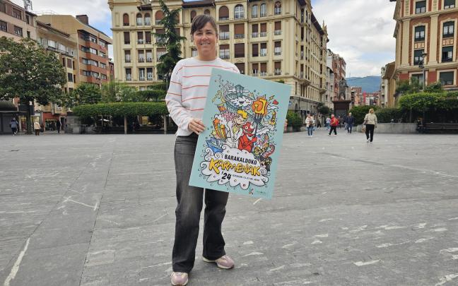La concejal Nerea Cantero con el cartel ganador de las fiestas La concejal Nerea Cantero con el cartel ganador de las fiestas