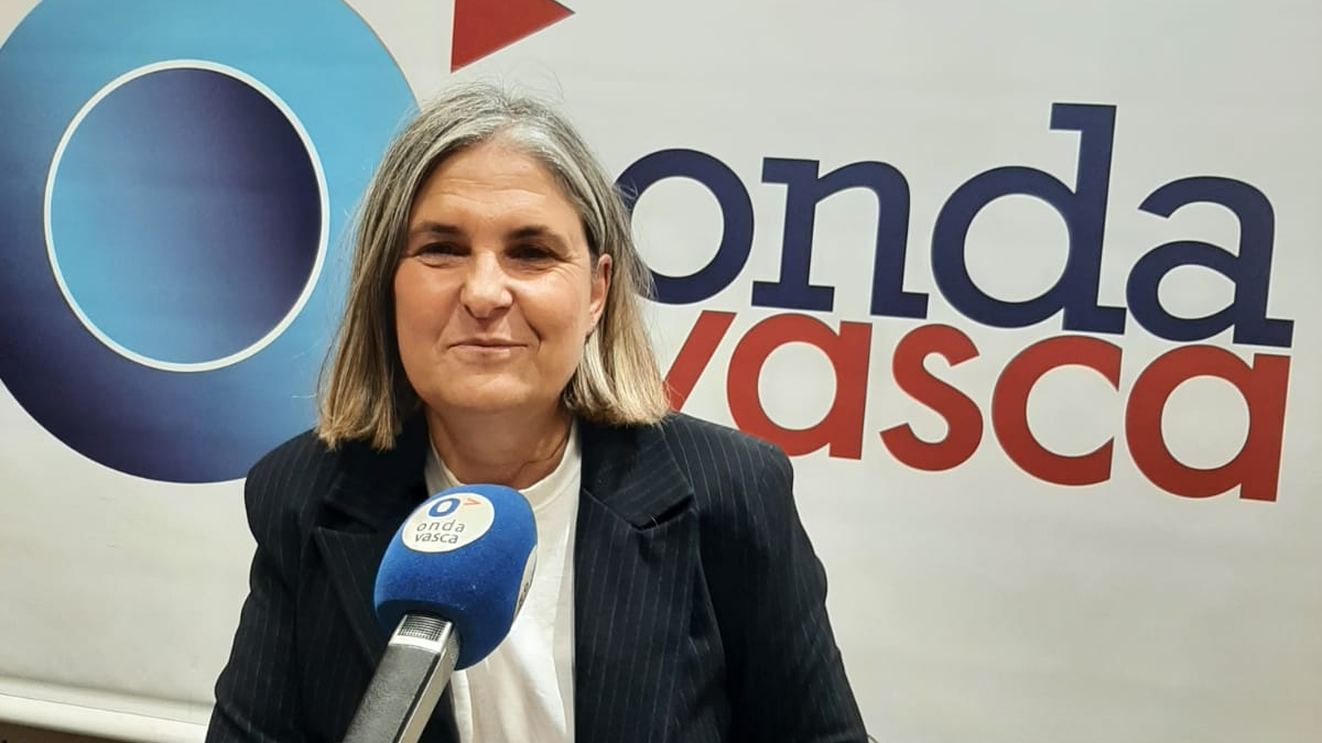 Nerea Kortajarena en los estudios de ONDA VASCA