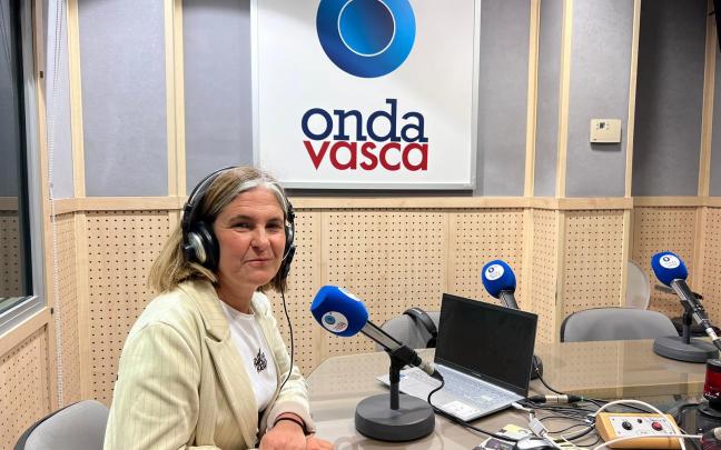 Nerea Kortajarena en los estudios de ONDA VASCA