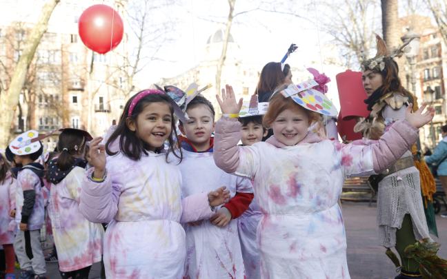 El viernes el colorido carnavalero lo pondrán 1.600 escolares de Bilbao | AYTO BILBAO El viernes el colorido lo pondrán 1.600 escolares de Bilbao | AYTO BILBAO