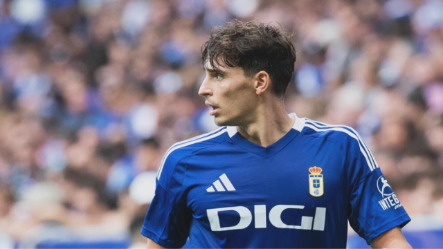 Oier Luengo durante un partido con el Real Oviedo esta temporada. Foto: Real Oviedo