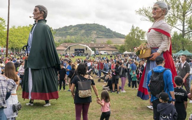 Vitoria celebra la romería de Olarizu. Álex Larretxi. 
