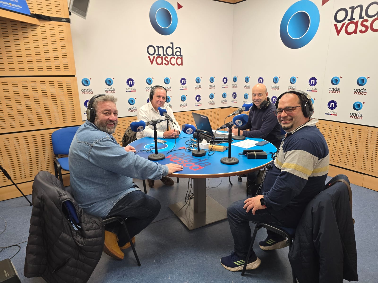 Organizadores del III. Campeonato de Mus de Grupo Noticias