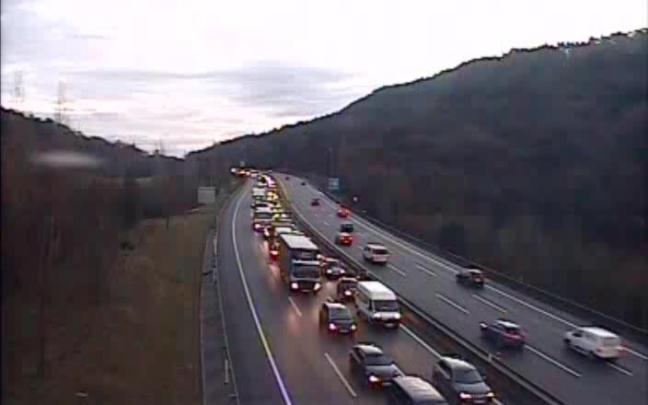 Retenciones kilométricas en la AP-8 en Orio