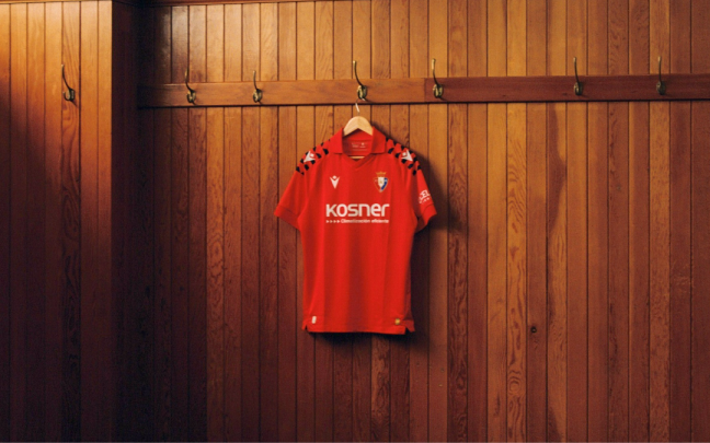 Imagen de la presentación de la nueva camiseta de CA Osasuna. Foto: CA Osasuna