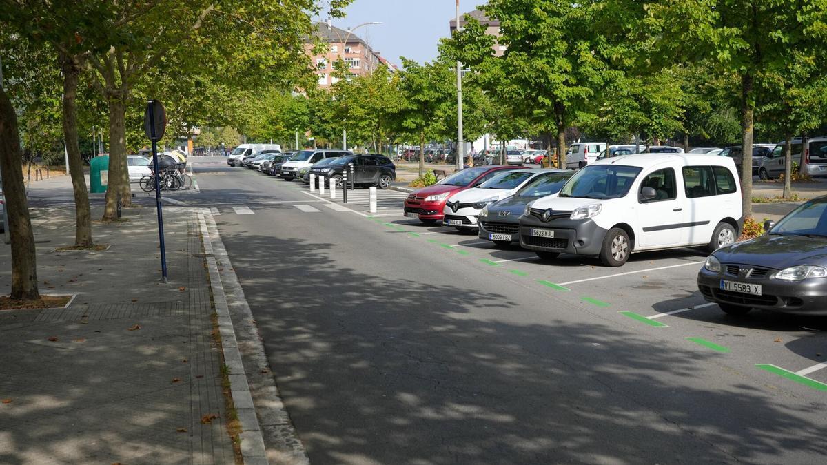Pintadas las plazas de aparcamiento OTA en Aranbizkarra.