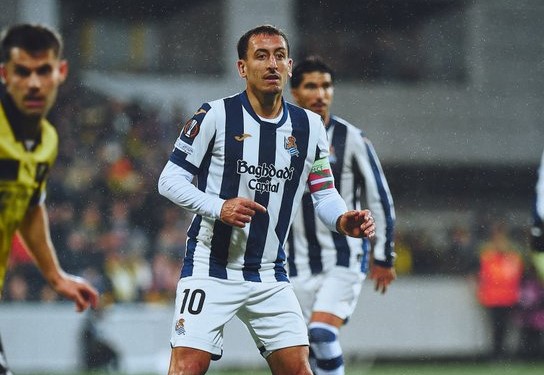 Oyarzabal, en un momento del partido de ayer. REAL SOCIEDAD