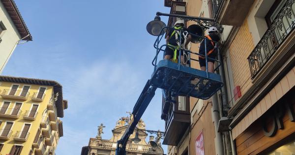 Iruña se prepara para los Sanfermines 2023. Foto: Ayuntamiento de Pamplona