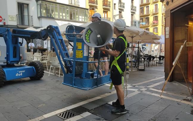 Iruña se prepara para los Sanfermines 2023. Foto: Ayuntamiento de Pamplona