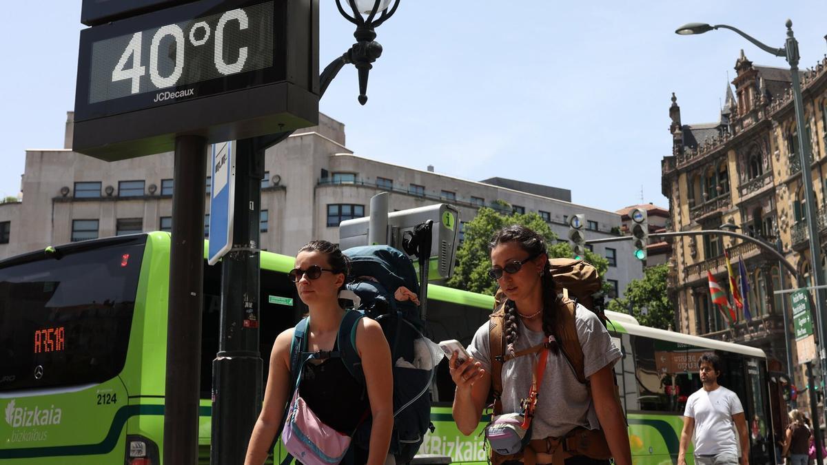 Los termómetros seguirán superando los 40 grados en buena parte de nuestros territorios / PANKRA NIETO