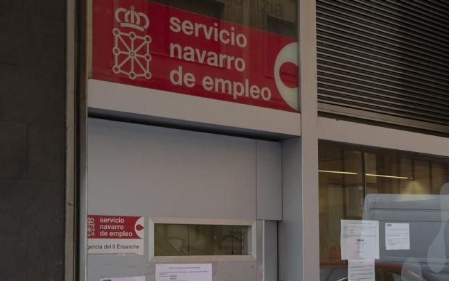 Foto de archivo de una oficina del Servicio Navarro de Empleo. Patxi Cascante