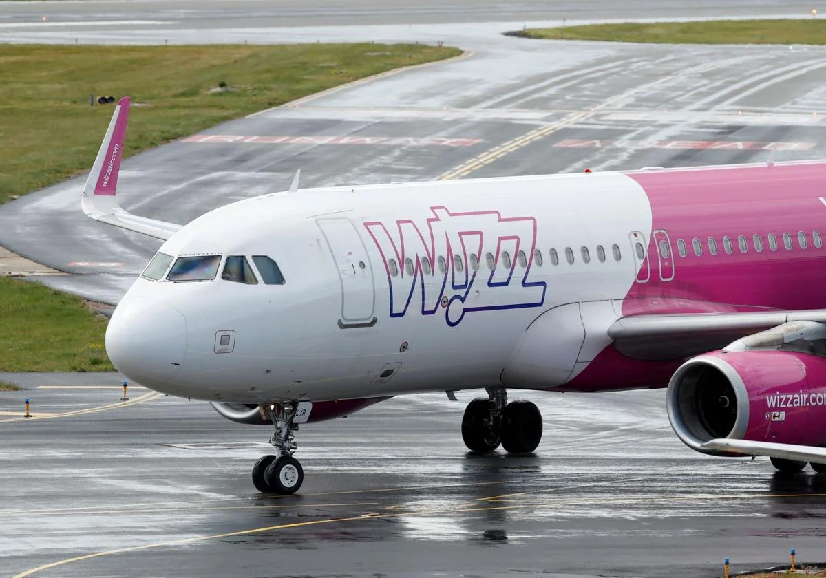 Imagen de archivo de un vuelo de Wizzair | Reuters
