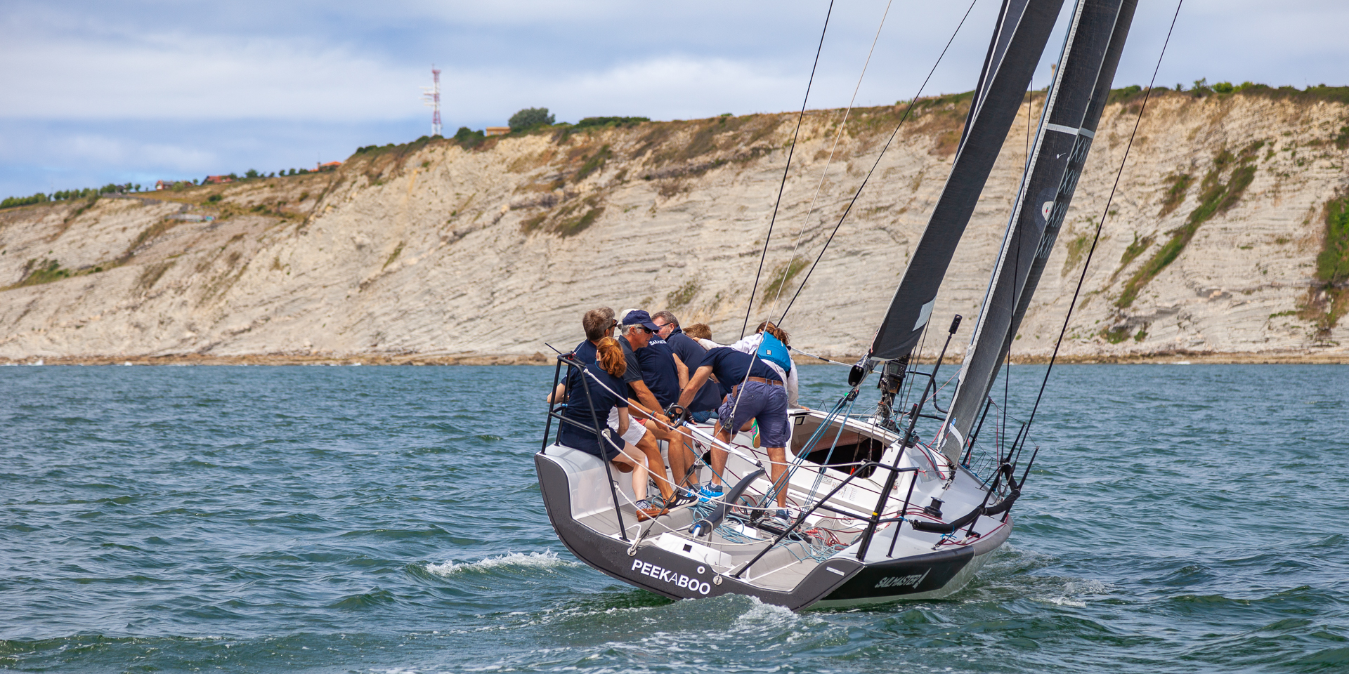 El Peekaboo Sailmaster, de Miguel Arriola, se hizo con la Ballena de Bronce