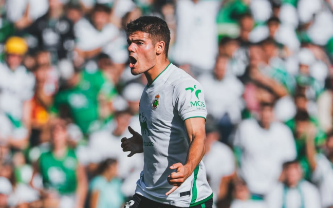 Peio Canales durante un partido con el Racing de Santander. Foto: Racing de Santander