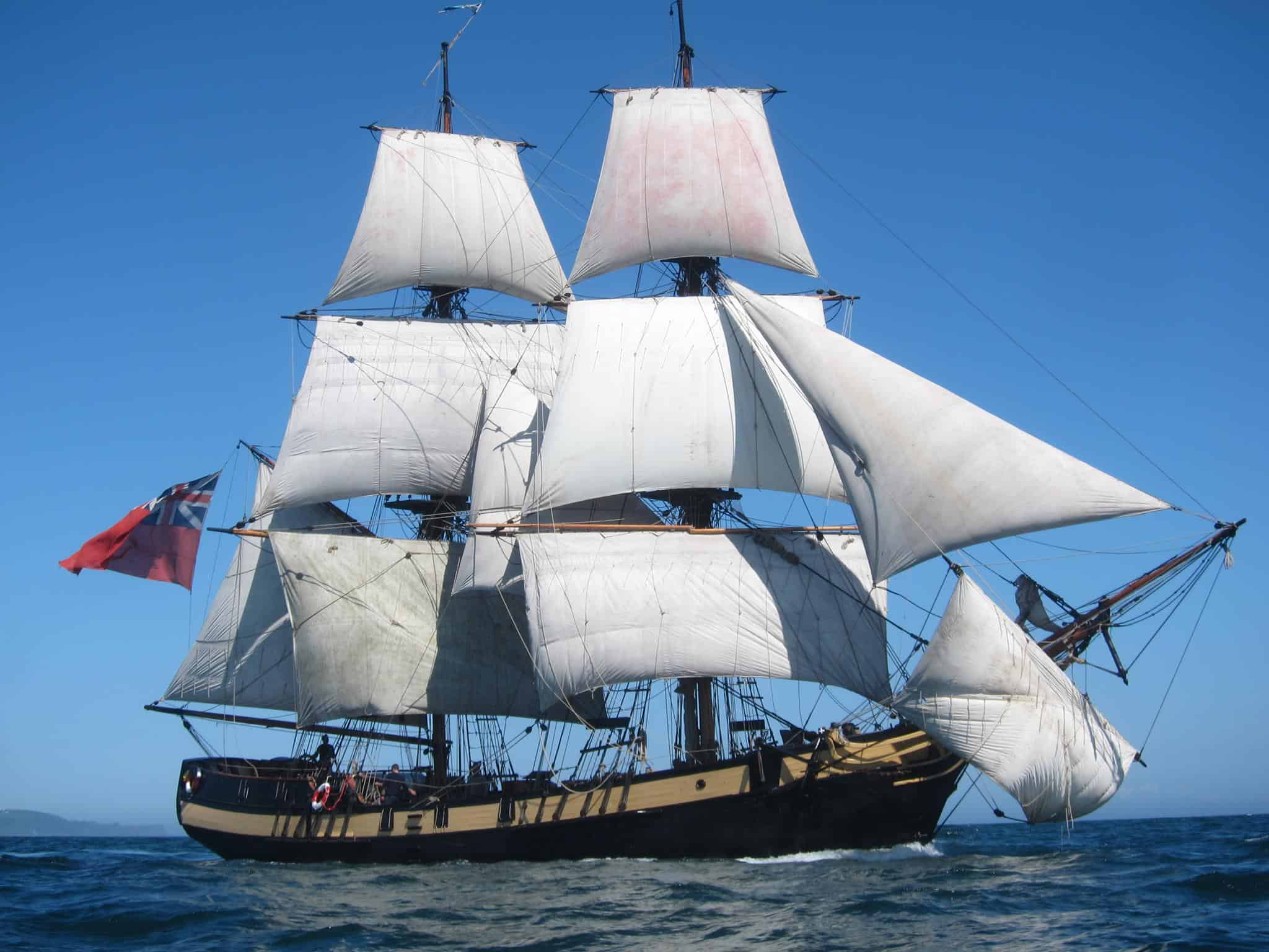 Imagen del Phoenix, el barco de película que participará en el Pasaia Itsas Festibala 2024