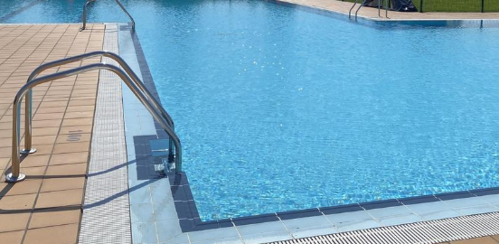 Imagen de una piscina. Archivo