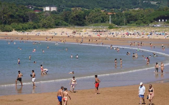 Playa de Plentzia. Deia