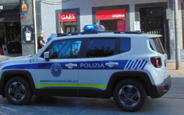 Imagen de archivo de un vehículo de la Policía Municipal de Barakaldo Imagen de archivo de un vehículo de la Policía Municipal de Barakaldo