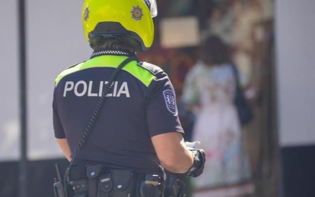 Un agente de la Policía Local de Vitoria Jorge Muñoz