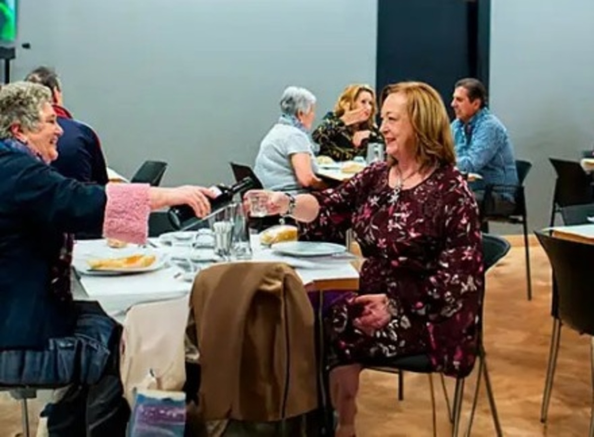 Personas usuarias del comedor de BIZAN. Foto: Ayuntamiento de Gasteiz