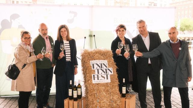 Txin Txin Fest convertirá el Arenal de Bilbao en la gran fiesta del txakoli los días 24 y 25 de mayo Txin Txin Fest convierte El Arenal de Bilbao en la gran fiesta del txakoli los días 24 y 25 de mayo