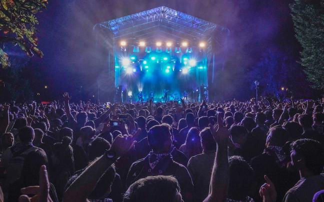 El grupo liderado por Iñigo Etxezarreta tocará el 26 de agosto en el Parque Europa