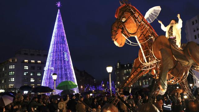 Kalejira de Olentzero por Bilbao. AYUNTAMIENTO DE BILBAO